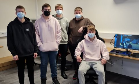 Rafíþróttanemar FSH taka þátt í FRÍS