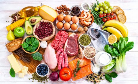 Hádegismatur í Borgarhólsskóla og skápaleiga