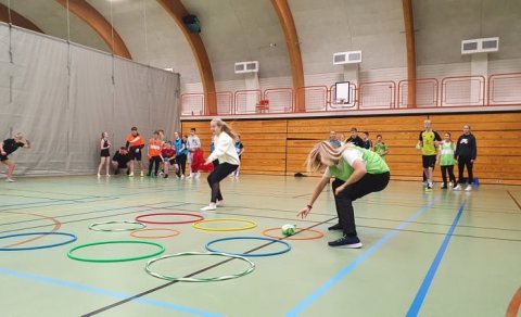 Vetrarleikar FSH – hópefli og gamanheit